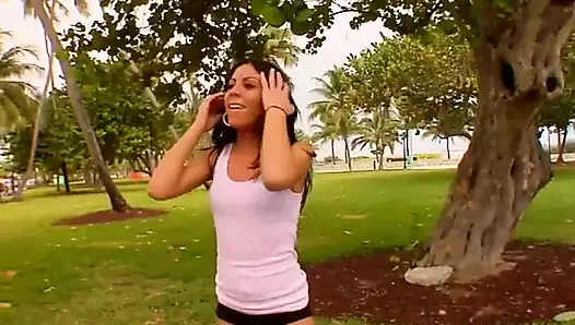 Eva Ellington kalın yarağı amını doldurmayı seven minyon bir esmer kadın eva ellington, sergio - sapık orta yaşlı seksi kadınlar ve gençler