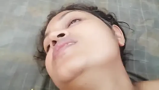 Hintli yaşlı amcığın tadı bana her zaman üvey annemi hatırlatıyor