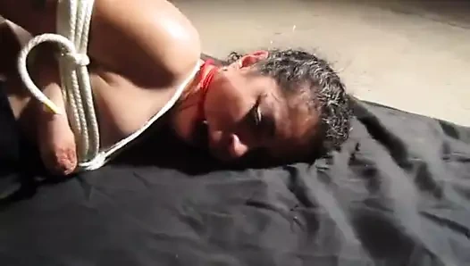 Ayak parmağındayken bodrum mücadelesi