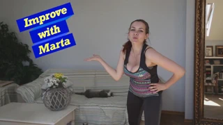 Busty Slav eğitmeni areola çıkana kadar yarım atlar