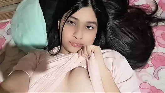 Üvey babam benimle mastürbasyon yapıyor