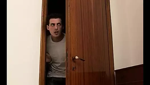 Una Famiglia Particolare - Episode 3