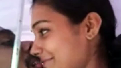 Hint kız ve oğlan öpüşme ve seks