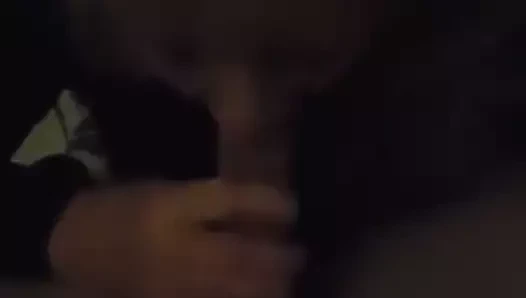 Sarışın olgun emme büyük horoz için eğlence