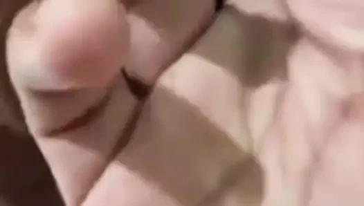 Klitorisimi yarakla ovuyor