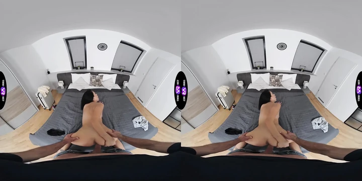 Студентка по обмену показывает учительнице ее тайные активы - TeenMegaWorld