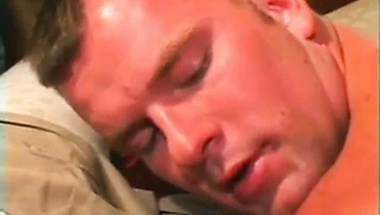 Militares dandose por el culo