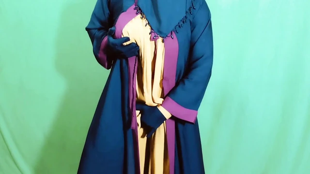 Hintli desi gav ki yenge ile dever yatak romantizmi görülüyor