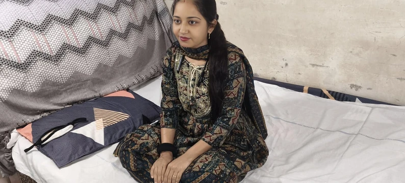 Индийская бхабхи дези наслаждается романтикой devar дези, индийской бхабхи Devar