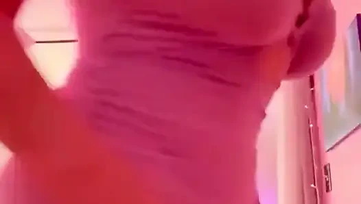 Sadece senin için beni daha fazla öp ve kalçalarla ilgileneceğim