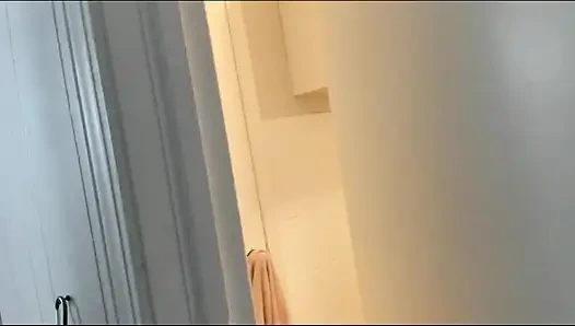 The Professional Cumdump