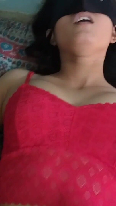 Chhoti ko land chusa kar fad di gand Hintçe ses, desi Hintli mavi film, porno, xxx, ki chudai, seks videosu, sevimli kız çıplak, xvideo | Klip 2