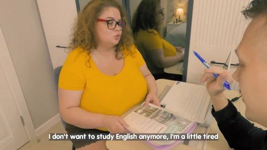 İri göğüslü iri güzel kadın Anna Katz çifte penetrasyon öğretmeni ve kocası tarafından götten ve amından sikiliyor - tam video