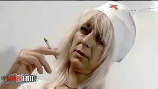 Azucena: üvey anne sarışın eğleniyor