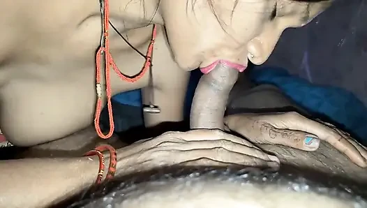 Hintli kadın benimle ağzına boşalıyor