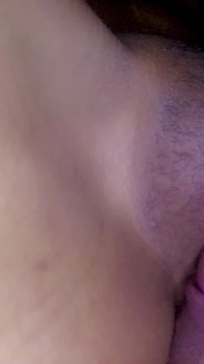 Üvey kız kardeşim Susy onu sikmeme izin veriyor ateşli amcıklı çok seksi bir latin