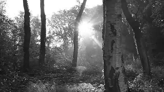 Porno ajansı genç bir Rus hatunu gırtlağına kadar sikiyor