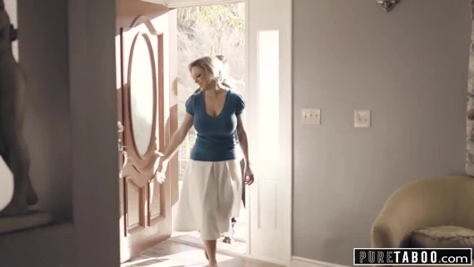 Saf tabu üvey anne-baba ve üvey kardeş hoşgeldin yeni kız kardeş