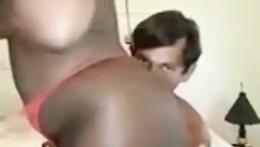 Büyük götlü Afrikalı kadın sabah ilk iş yarağıma çok geldi