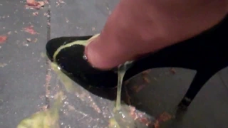 rare quelle les laisse au bureau