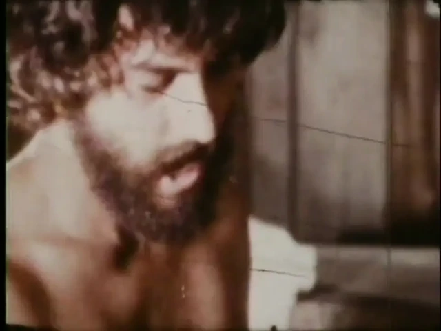 Atomik sarışın nostaljik piliç pornosu