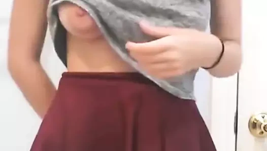 Alejandra vien jugetona pakc