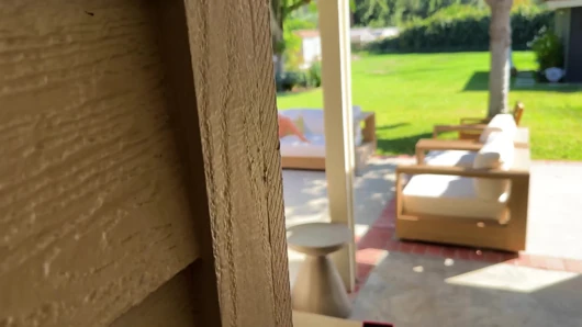 Üvey anne çıplak olmayı denemek istiyor ve çifte dölleniyor