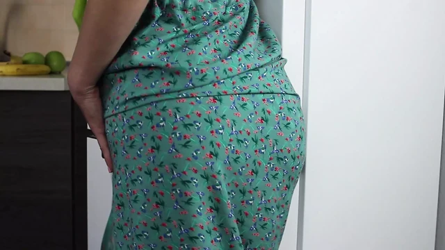 Мой маленький фиолетовый вибратор делает большое дело для меня