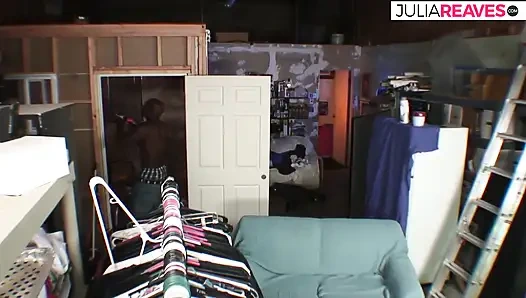 Yarağının ne kadar büyük olduğu ve Laura'nın amına sığıyor olması inanılmaz