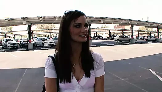 Lily Carter döle aç bir bebek bopper