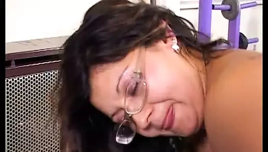 Büyük memeler, büyük musluklar, büyük aşk!