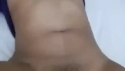 Putri Amelia ke enakan