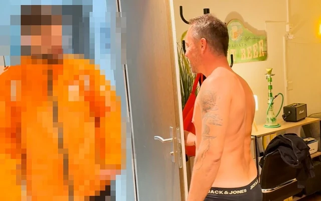 Büyük Bahşiş Için Bir Adam Tarafından Ilk Oral Seksini Almak Için Genç Heteroseksüel Kurye Adam, Adam, Sakso Çekiyor