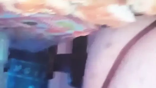 Erkek arkadaşımın kahvaltısı için osuruk aromalı kek