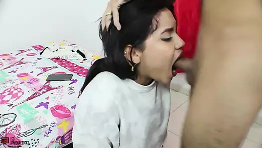 En ateşli ve en tutkulu azgın üvey kız kardeşimle sikişiyor - İspanyolca porno