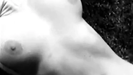 Senin tarafından sevilmek istiyorum - vintage tease erotik retro