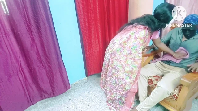 Azgın ofis personeli patronunun terfi alması için ateşli muamele yaptı - erotik yüksek sesle inleyen tam tamil ses