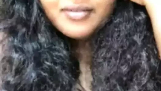 Asya milf gösterme sütlü göğüsler