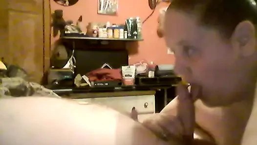 Seksi iri güzel evli kadın amına boşalana kadar kovboy kızda bana biniyor