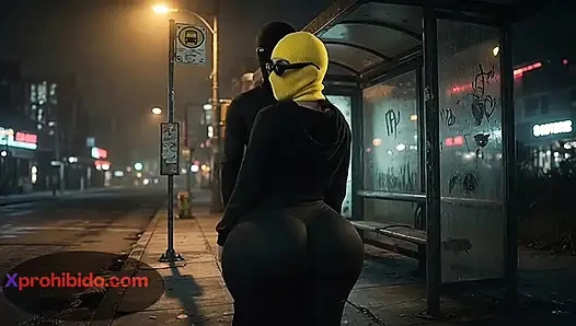 Büyük götlü kadın otobüs durağında büyük götünü sallıyor