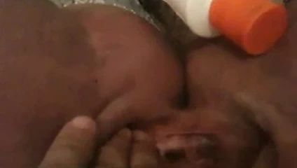 Chatte blanche ouverte 974