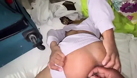 Ateşli kız şipşak tamirini istiyor ama kalın götte jamaikalı bir yarakla bitiyor