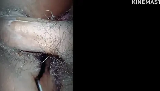 Sevimli tombul liseli kızlar garip bir durumda sıkışıyor