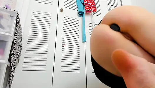 Götten amcık sürtüğüne