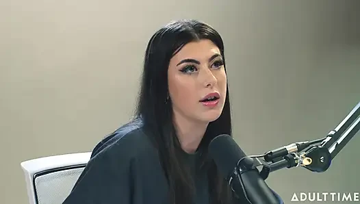 Gal ritchie: spiegler kız ve hentai sevgilisi | Adult Time Podcast