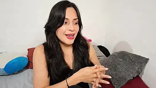 Asmr rol yapma komşun seninle flört ediyor