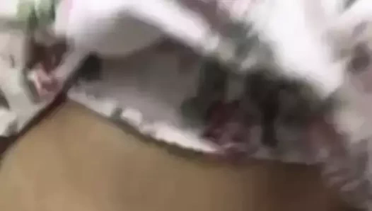 Üniversiteli amini oksuyor