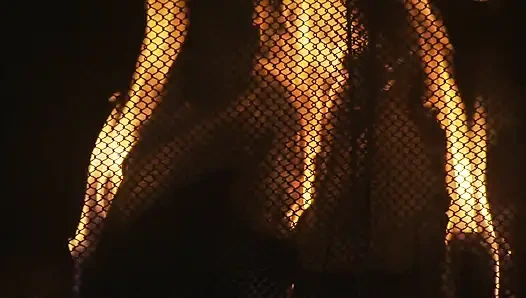 Süper seksi hatun büyük göğüslerini boşaltıyor