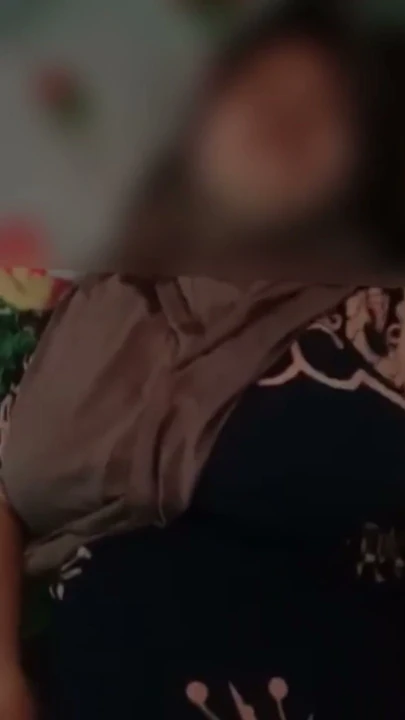 Başörtülü köy kızının inlemesi gerçekten çok lezzetli bölüm 2 | Klip 1