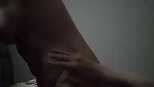 Beyaz havalı göt arkadan sikiliyor